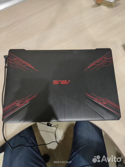 Asus TUF FX504G 15.6 gtx1050 I7-8