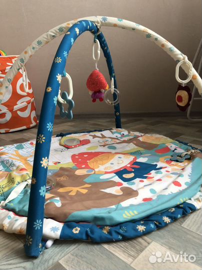 Развивающий коврик