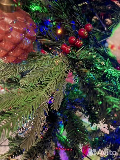 Искусственная елка 180см и 4 гирлянды