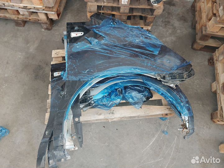 Крылья передние Hyundai Grand Starex 2 H1 2007-17г