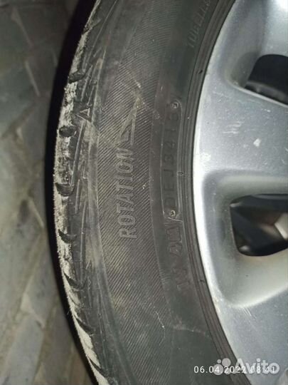 Bridgestone B330 215/50 R17 91V