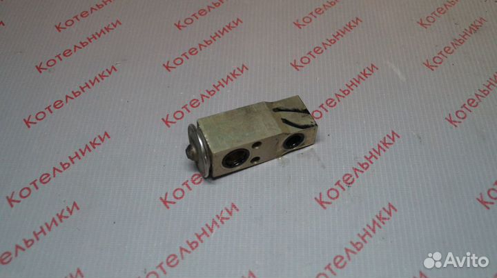 Nissan 92200-9F500 Клапан испарителя кондиционера