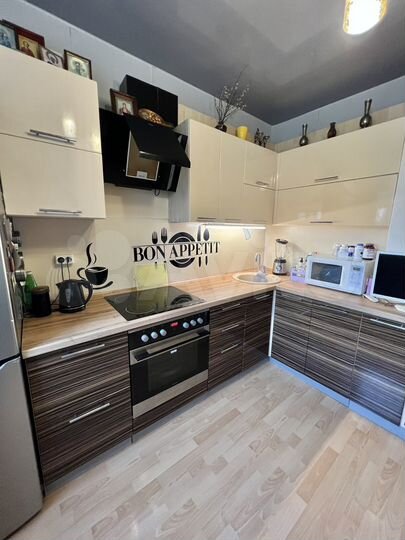 2-к. квартира, 55 м², 5/12 эт.