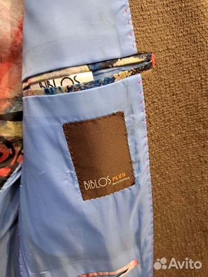 Пиджак мужской под футболку