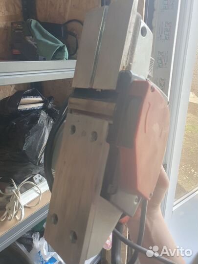 Рубанок электрический бу