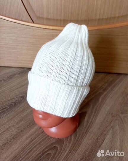 Шапочка из итальянской шерсти