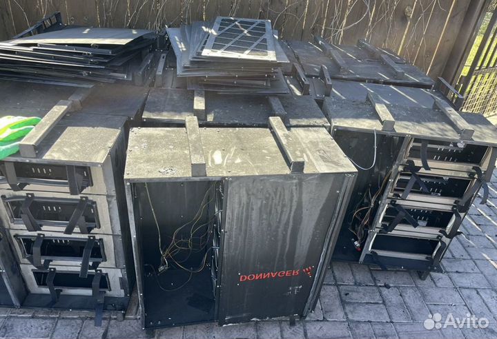 Корпус Donnager