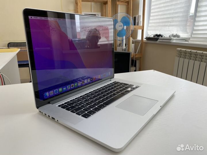 MacBook Pro 15 2015 i7/2,5GHz/16/512/R9 m370x