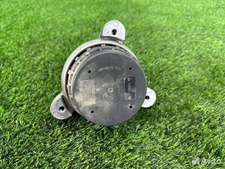 Подушка двигателя правая Bmw 5 F10 N52B25 2011