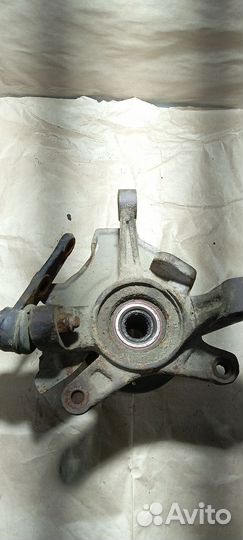 Ступица передняя левая Chevrolet Aveo T200