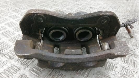 Суппорт тормозной передний правый KIA sorento 1 (8