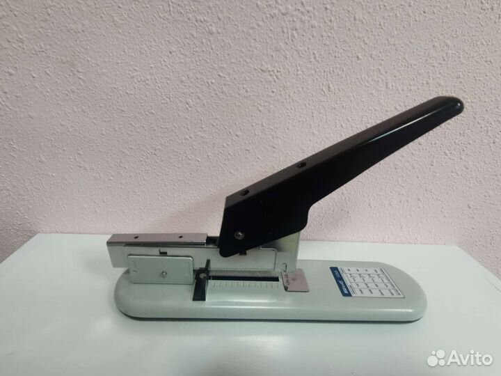 Степлер Kw-Trio 50SB до 100 листов