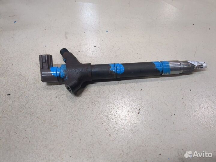 Форсунка топливная Toyota RAV 4, 2010