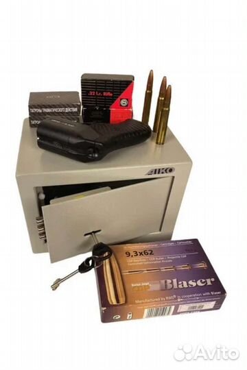 Сейф металлический