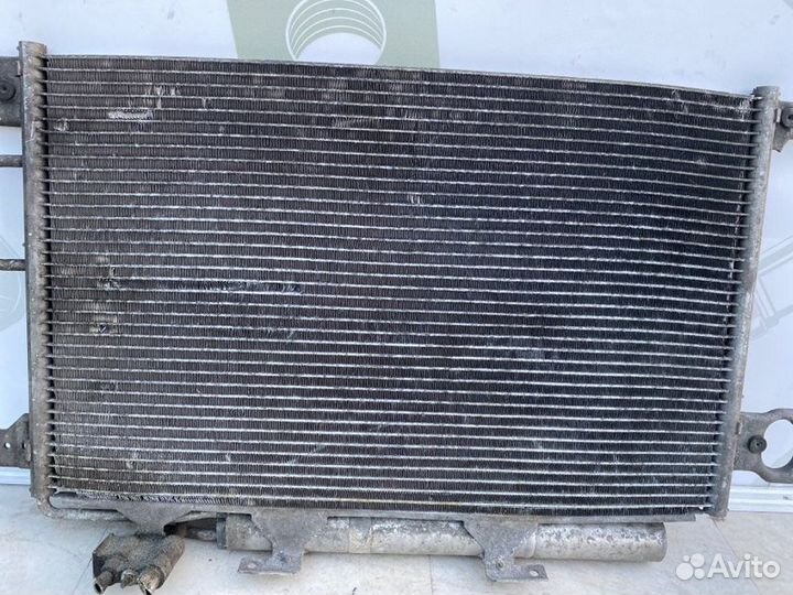 Радиатор кондиционера Mercedes C W203 OM646.963
