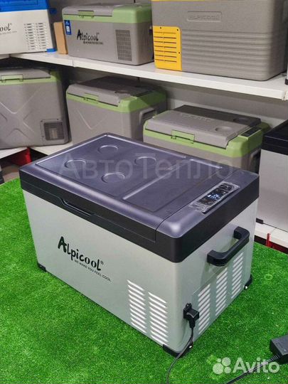 Автомобильный холодильник фреоновый 30 литров