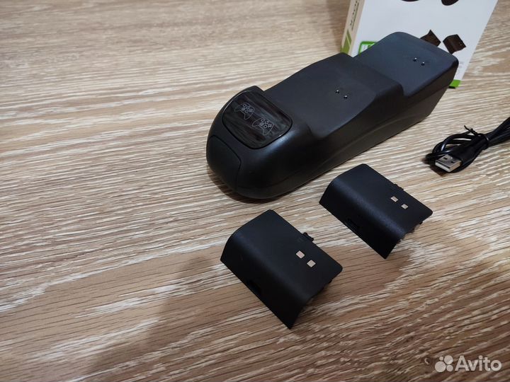 Зарядная станция Xbox Series