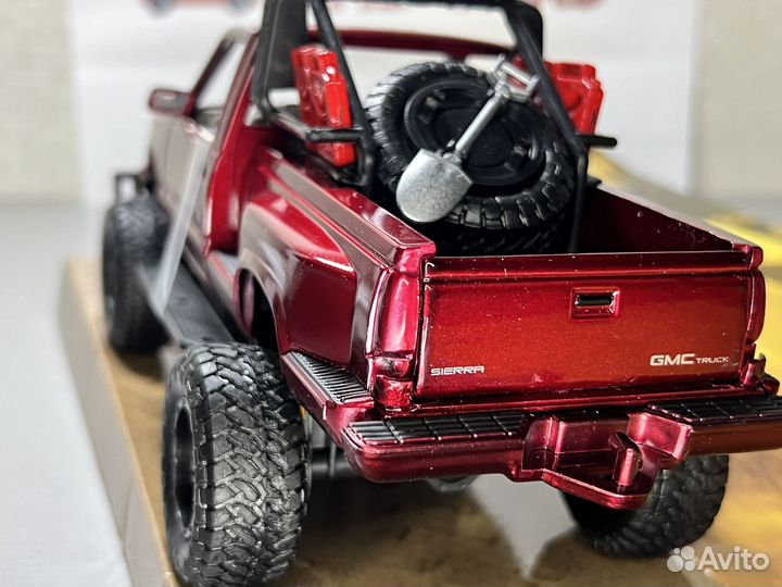 GMC sierra GT pickup 1992г. 1:24