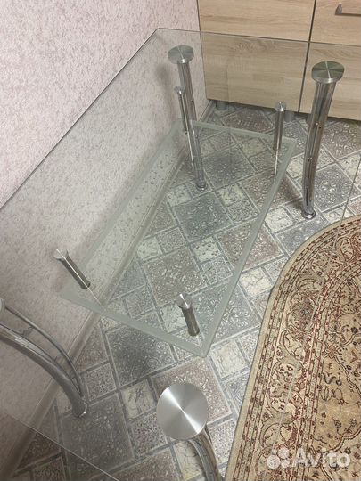 Кухонный стол