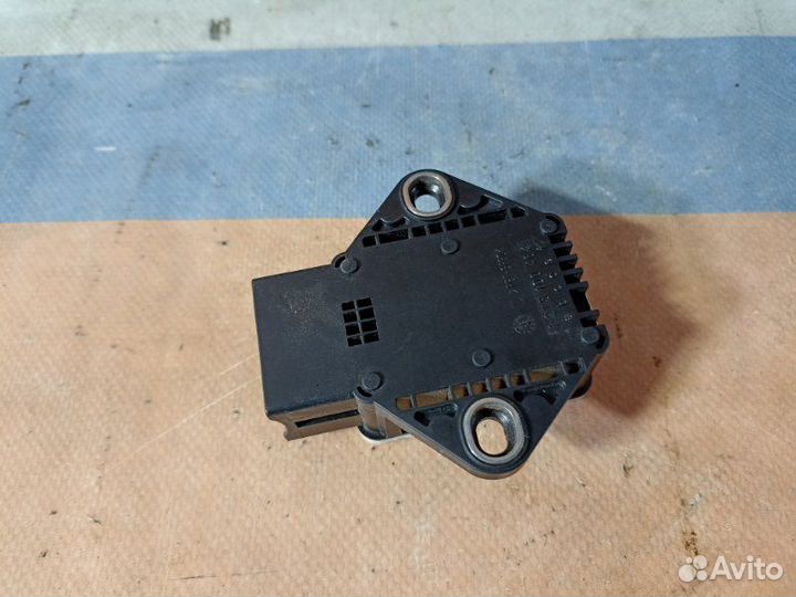 Датчик ускорения Subaru Forester S12 2008 - 2012