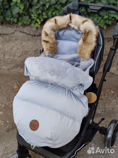 Теплый конверт в прогулочную коляску