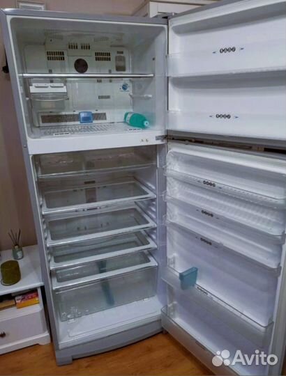 Холодильник Sharp SJ-k60mk2s