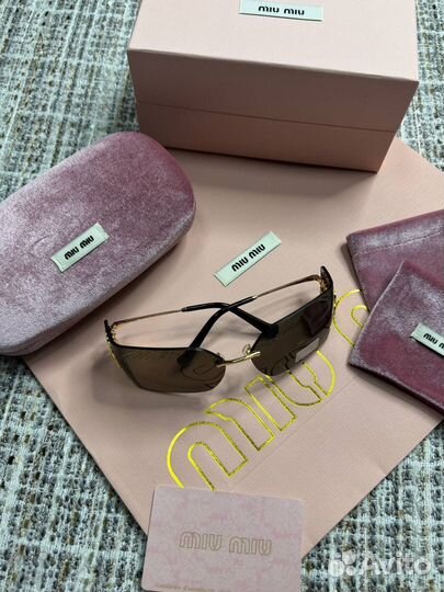 Солнцезащитные очки miu miu premium