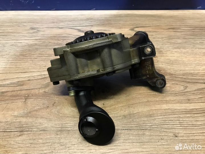 Насос масляный Volkswagen Golf 5 1.6 BLF 2006