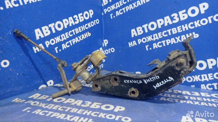 Кронштейн кпп Daewoo Nexia седан 2007