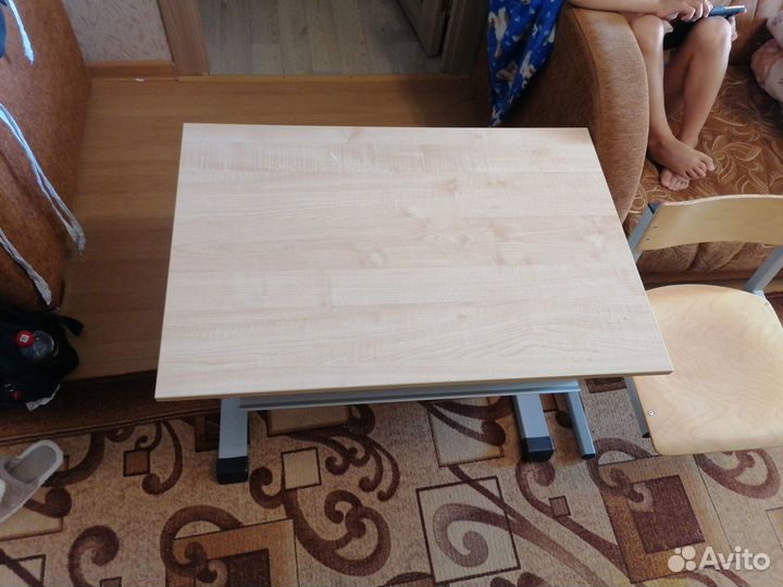 Стол и стул для дошкольного и школьного возраста