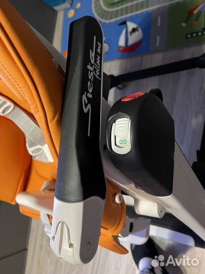 Стульчик для кормления Peg Perego Siesta Follow Me