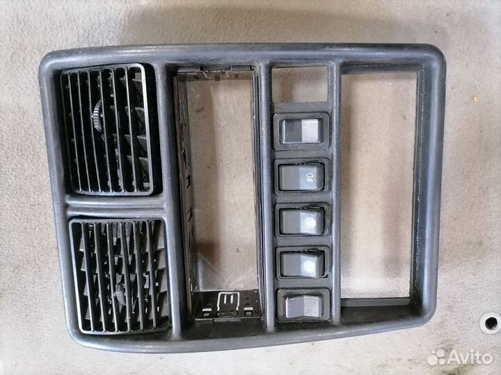 Накладка торпедо Волга 31105 2003-2009