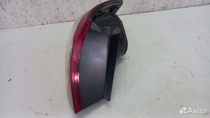 Фонарь задний левый внешний Volkswagen Passat CC
