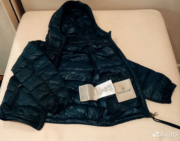 Куртка. Moncler. Оригинал. Весна