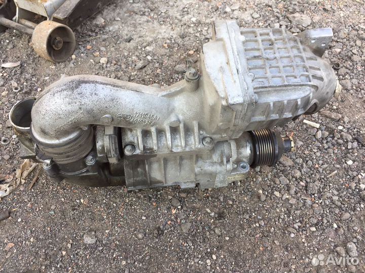 Компрессор мотора М271 на мерседес