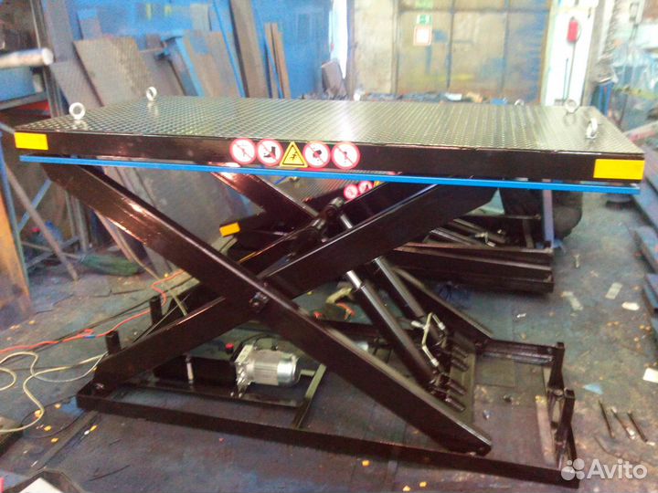 Подъемный стол
