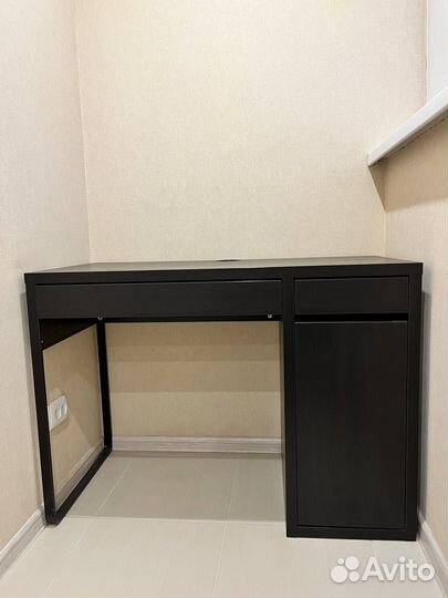 Компьютерный стол IKEA