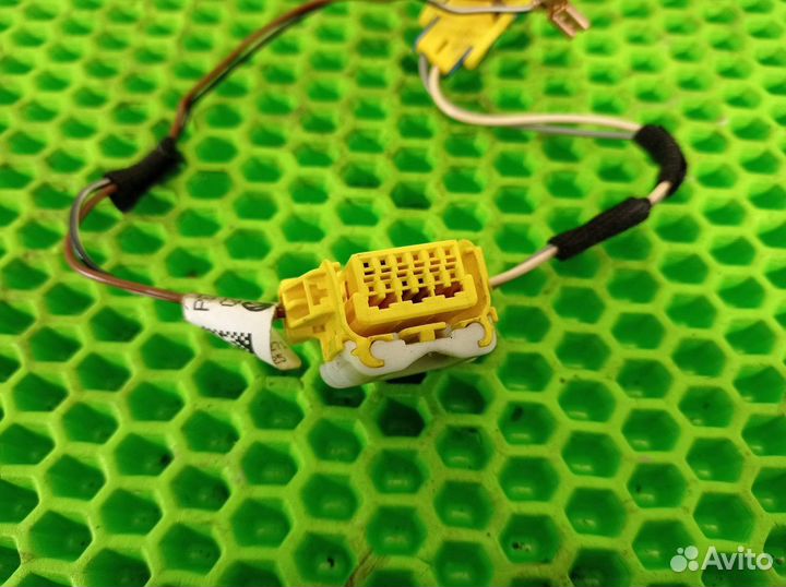 Проводка в руль для подуши безопасности