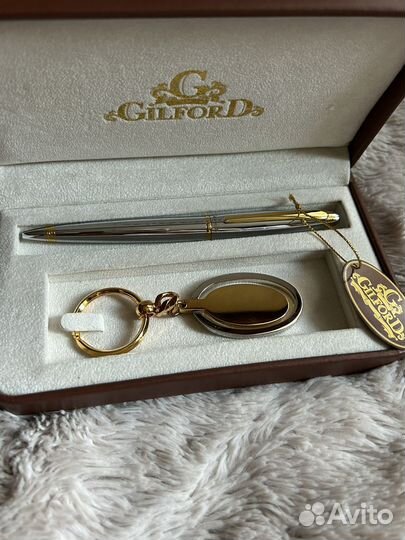 Подарочнвй набор ручка и брелок