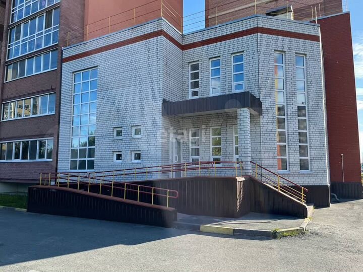 Сдам помещение свободного назначения, 368 м²