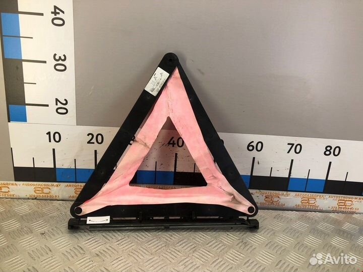 Знак аварийной остановки для BMW 5-Series (E39)