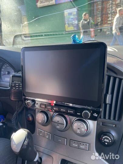 Бронирование (защитная пленка) на телефон