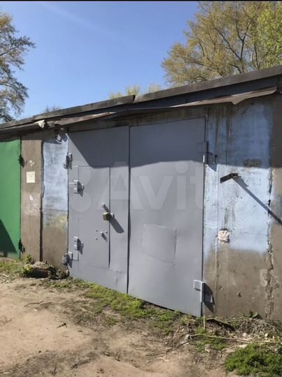 Гараж, > 30 м²