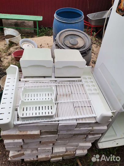 Запчасти к холодильнику Stinol