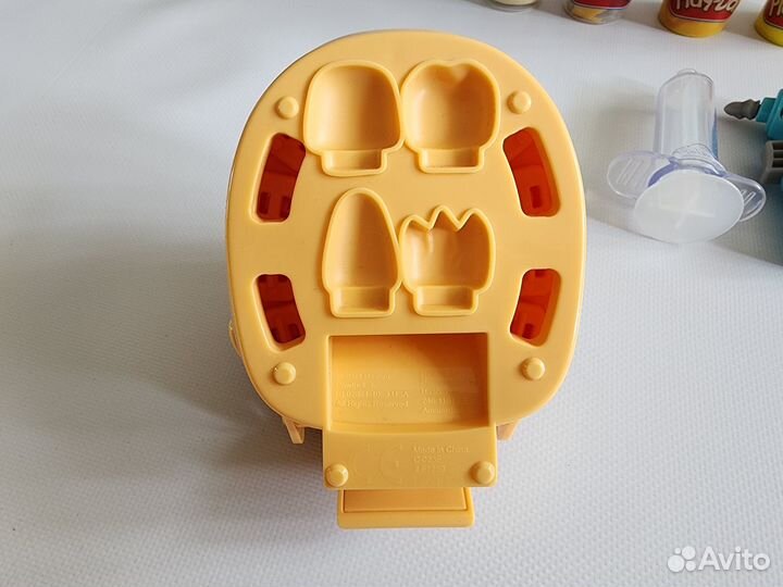Play-doh Мистер зубастик с пластилином