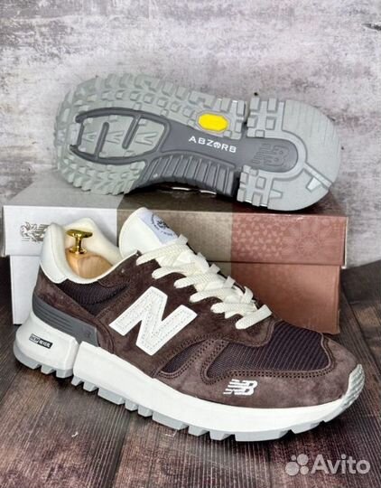 Кроссовки New Balance 1300