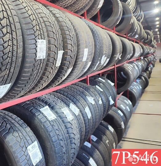 Bridgestone Blizzak DM-V2 215/60 R17 93N