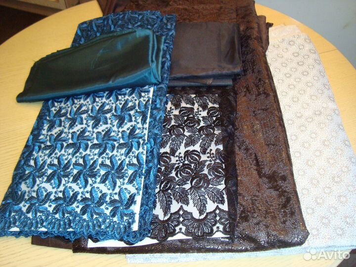 Парча гипюр