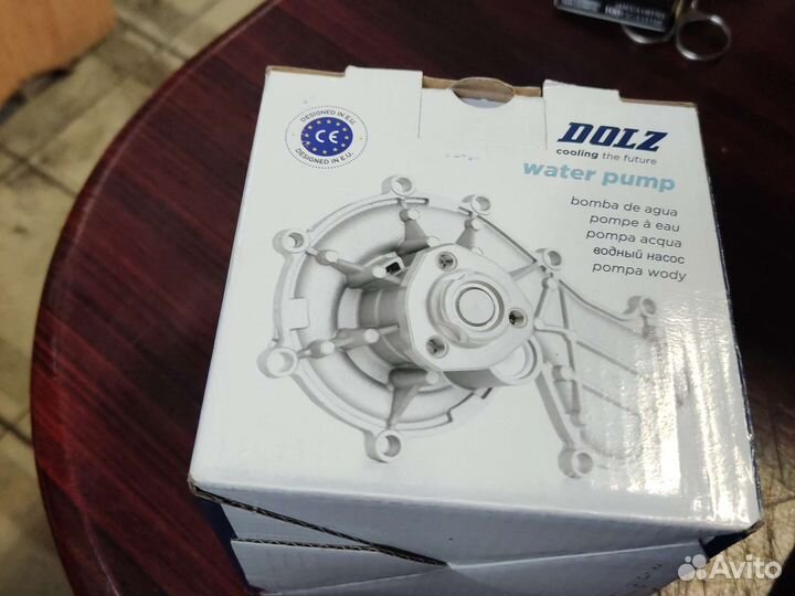 Водяная помпа на skoda 1.6