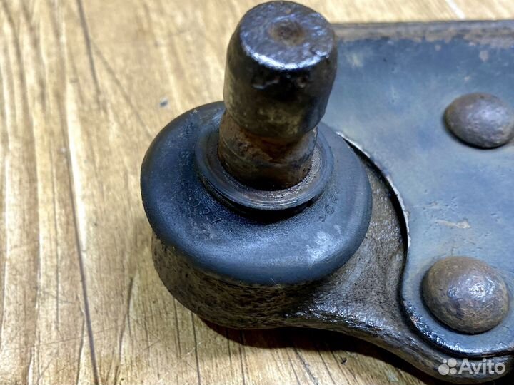 Рычаг передней подвески Opel Corsa D 2006-2014г